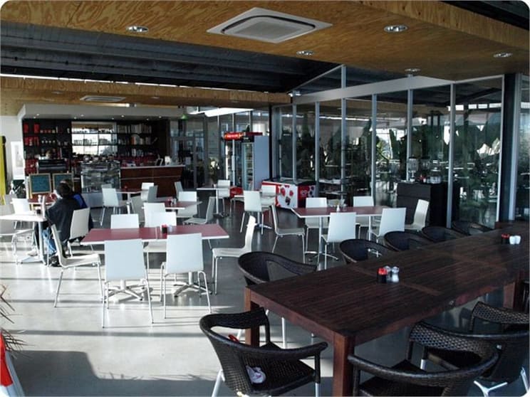 Click to view all images 266 Bay Road Cafe Sandringham VIC 3191 - Image 2