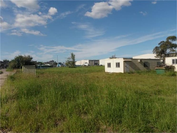Click to view all images Northgate QLD 4013 - Image 1