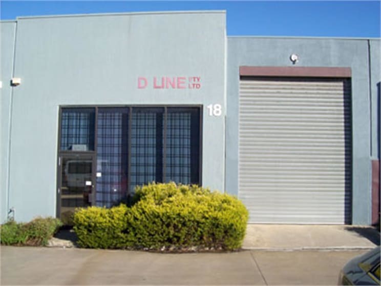 18/5 Samantha Court Knoxfield VIC 3180 - Image 1