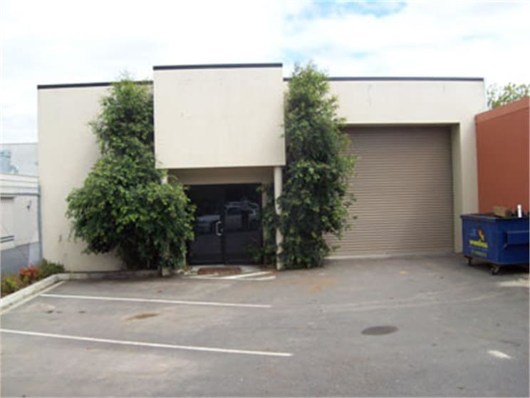 2/14 Shelley Av Kilsyth VIC 3137 - Image 1