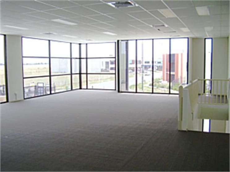 62 Lillee Crescent Tullamarine VIC 3043 - Image 2