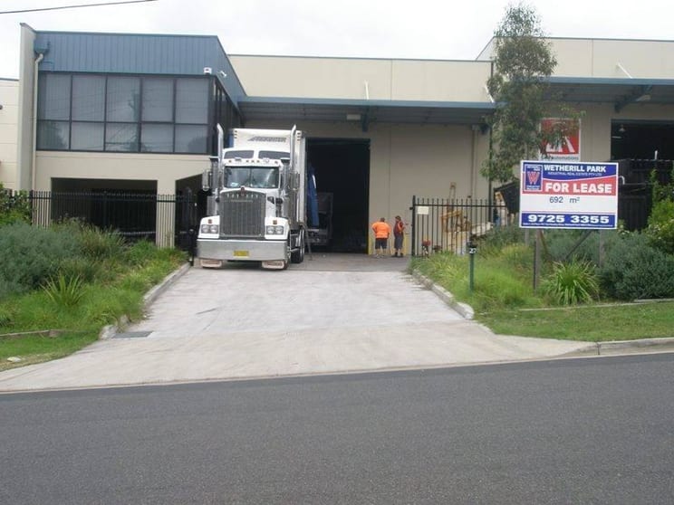 Click to view all images Wetherill Park NSW 2164 - Image 1