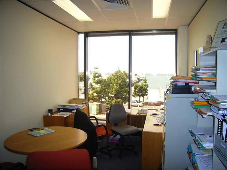 Click to view all images 2nd Floor/10 Moorabool Street Geelong VIC 3220 - Image 3