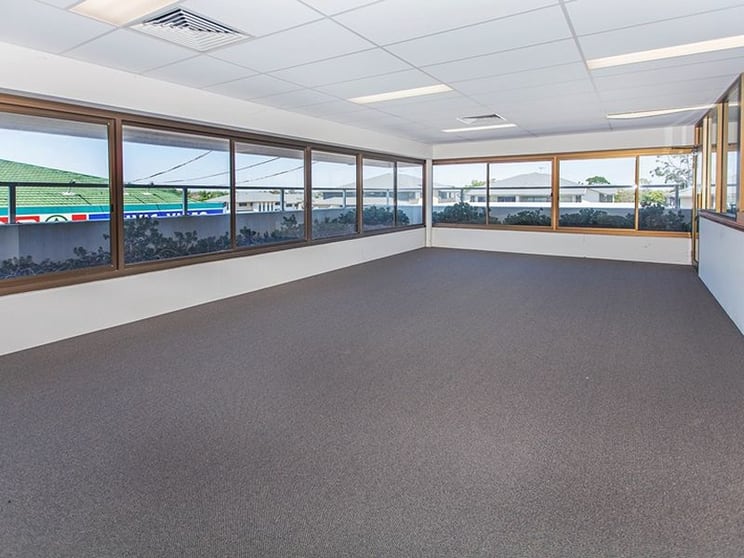 Click to view all images 01/218 Padstow Road Eight Mile Plains QLD 4113 - Image 2
