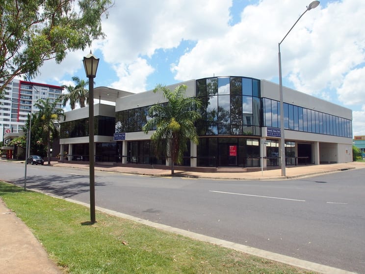 Click to view all images 74 Victoria Parade Rockhampton City QLD 4700 - Image 2