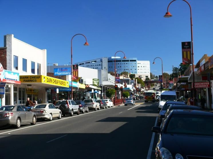 Click to view all images 108 Burgundy Street Heidelberg VIC 3084 - Image 2