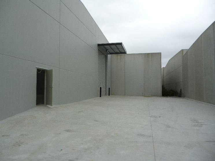 Click to view all images 39-45 Cyber Loop Dandenong VIC 3175 - Image 3