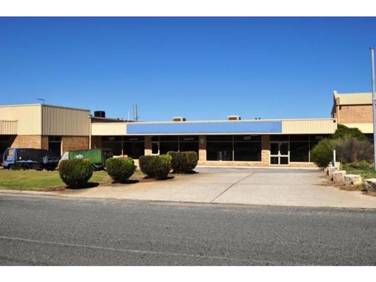 27b Prindiville Drive Wangara WA 6065 - Image 1