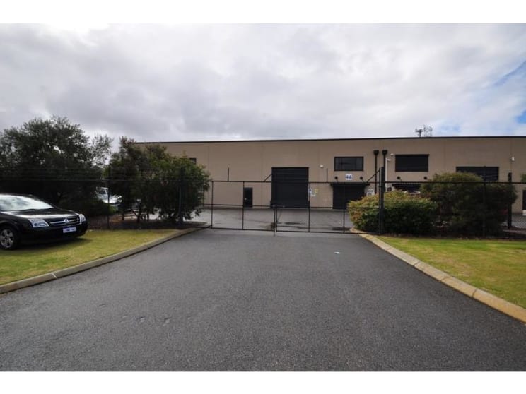 44a Denninup Way Malaga WA 6090 - Image 2