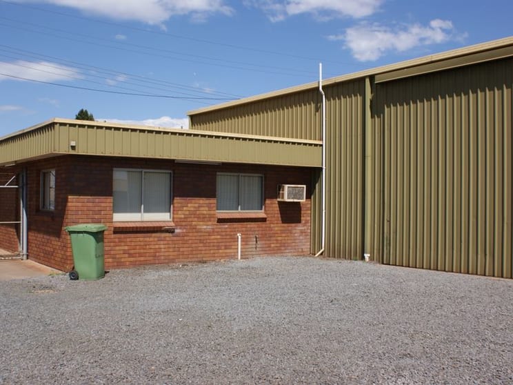 7 Eyers Street Wilsonton QLD 4350 - Image 2