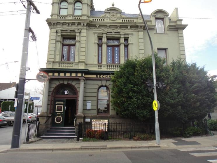 Click to view all images 2/10 Little Chapel Street Prahran VIC 3181 - Image 1