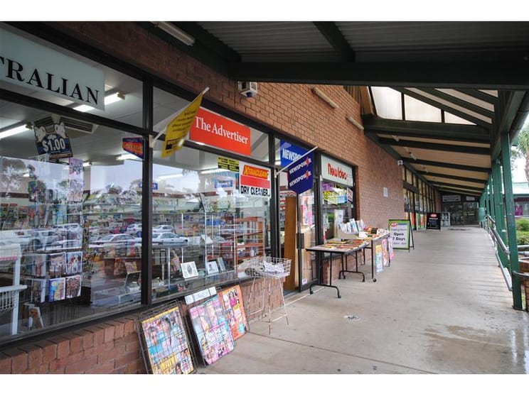 Click to view all images Shop 14, Corner Nelson & Warren Road Para Vista SA 5093 - Image 3