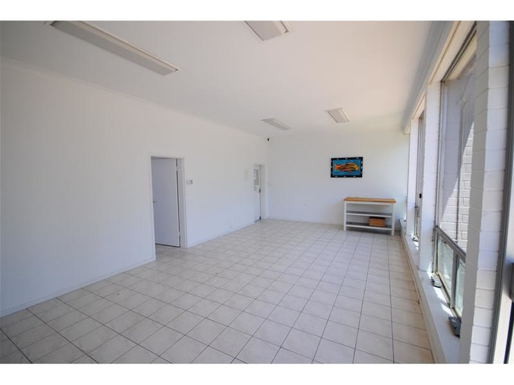 Click to view all images 41-43 Ashwin Parade Torrensville SA 5031 - Image 2