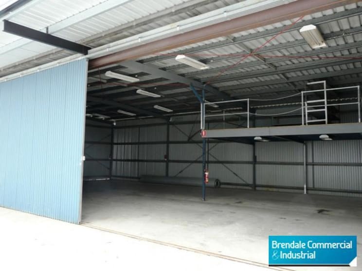 2&3/664 Gympie Road Lawnton QLD 4501 - Image 3