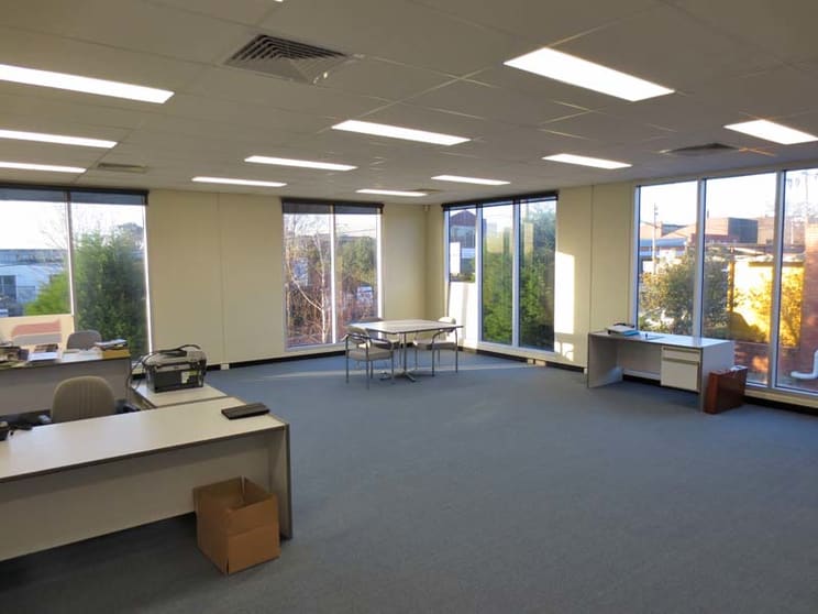 Click to view all images 1/58 Lexton Road Box Hill VIC 3128 - Image 2