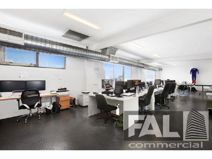 3/232 Arthur Street Newstead QLD 4006 - Image 3
