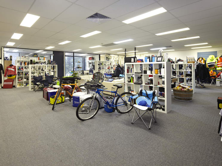 Click to view all images First Floo/200 Wellington Road Mulgrave VIC 3170 - Image 3