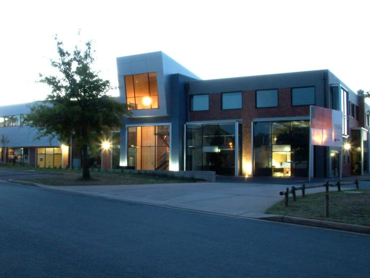 Click to view all images Unit 2/71 Leichardt Street Kingston ACT 2604 - Image 1