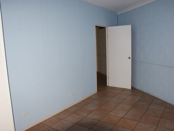 3/360-362 Stenner Street Kearneys Spring QLD 4350 - Image 3