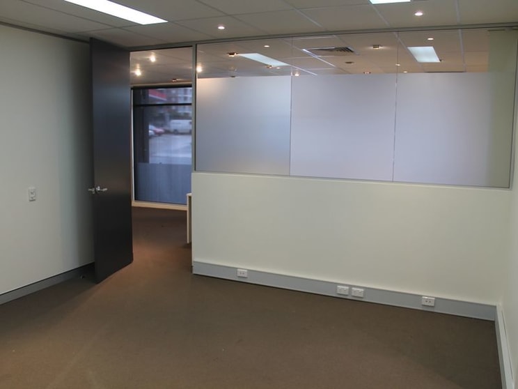 Click to view all images 128 O'Riordan Street Mascot NSW 2020 - Image 3