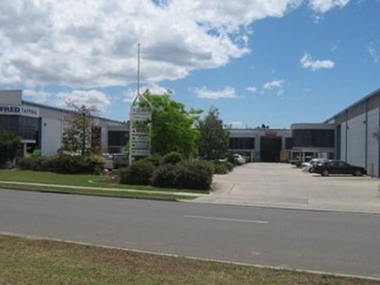 Click to view all images Unit 7/14 Stennett Road Ingleburn NSW 2565 - Image 2