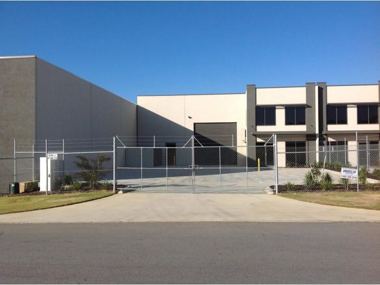 Click to view all images 2/18 Distinction Road Wangara WA 6065 - Image 1