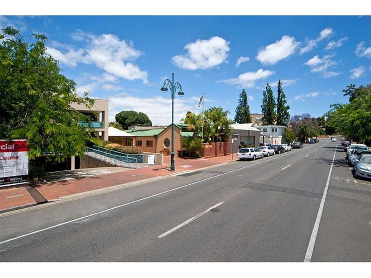Click to view all images 1B, 267 Melbourne Street North Adelaide SA 5006 - Image 3