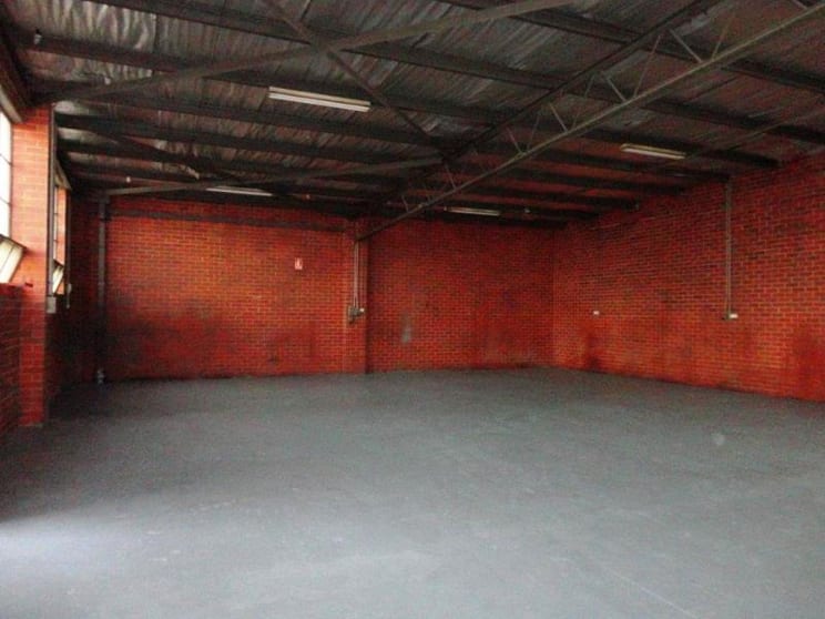 Click to view all images 20 Mologa Road Heidelberg West VIC 3081 - Image 2
