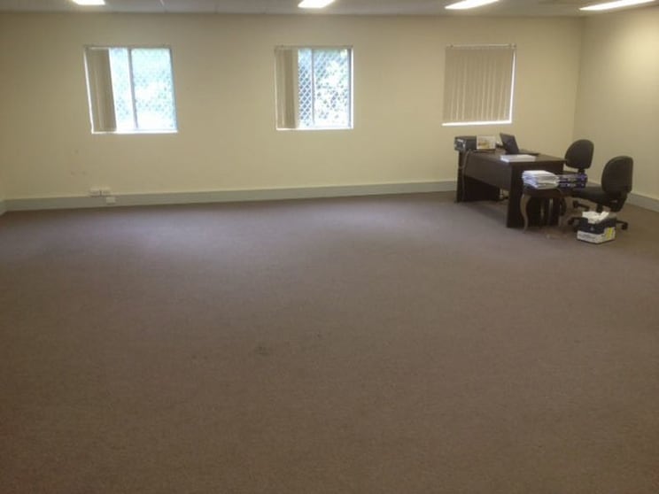 Click to view all images 2/4/120 Erina Street Gosford NSW 2250 - Image 2