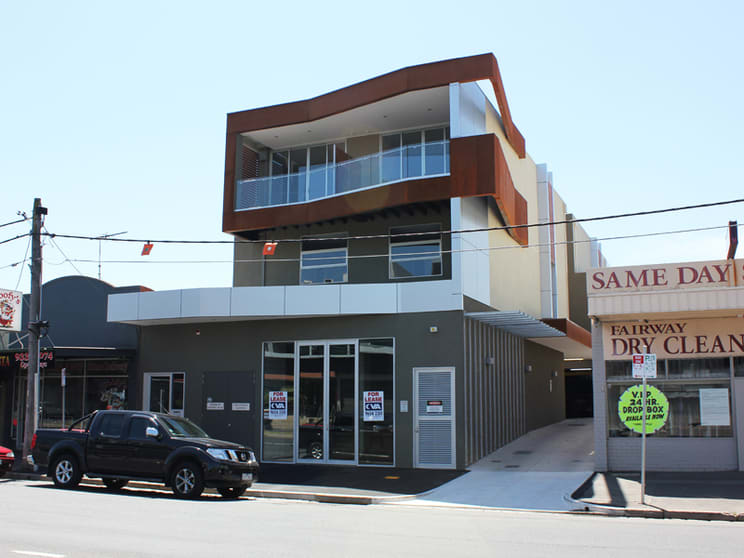 Click to view all images 206 Buckley Street Essendon VIC 3040 - Image 2
