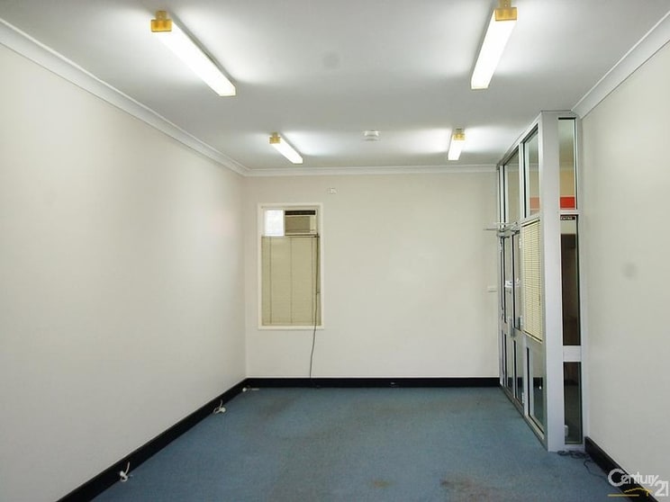 Click to view all images 1/114 ROWE STREET Eastwood NSW 2122 - Image 3