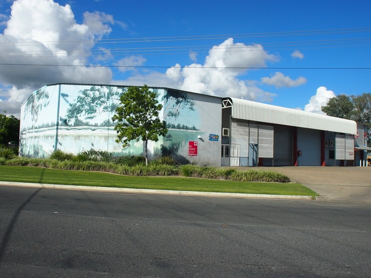 Click to view all images 92 Hollingsworth Street Kawana QLD 4701 - Image 3