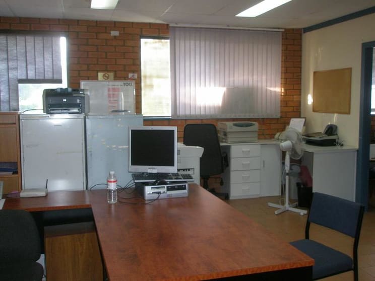 Click to view all images Wetherill Park NSW 2164 - Image 3