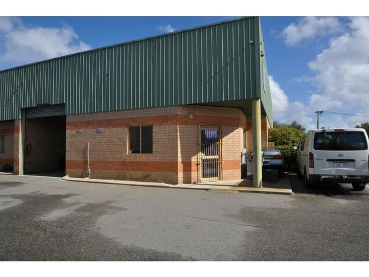 1/18 Vale Street Malaga WA 6090 - Image 3