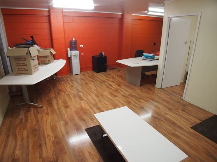 Click to view all images 219 East Street Rockhampton City QLD 4700 - Image 3