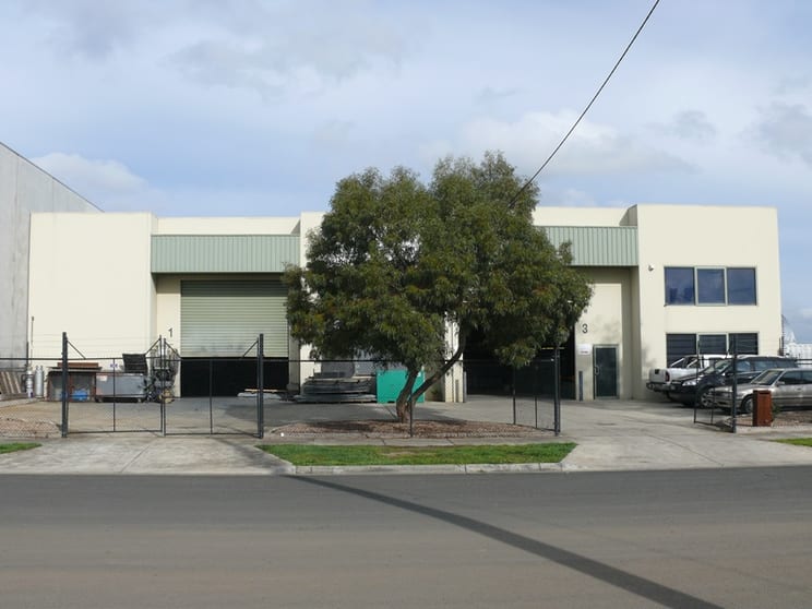 Click to view all images 1-3 Link Court Epping VIC 3076 - Image 1