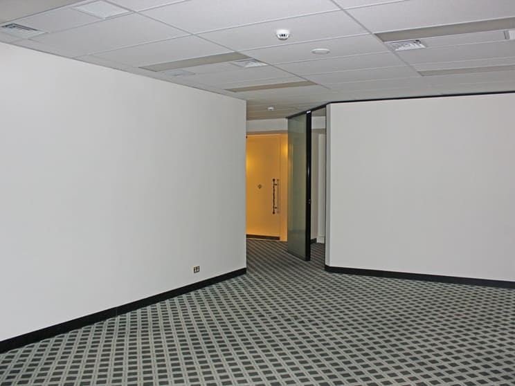 Click to view all images 214/566 St Kilda Road Melbourne St Kilda Road VIC 3004 - Image 2