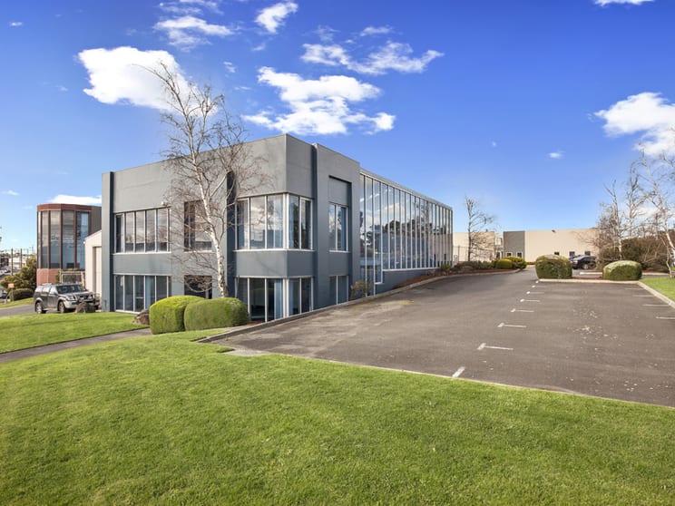 Click to view all images 8B Clarice Road Box Hill VIC 3128 - Image 1