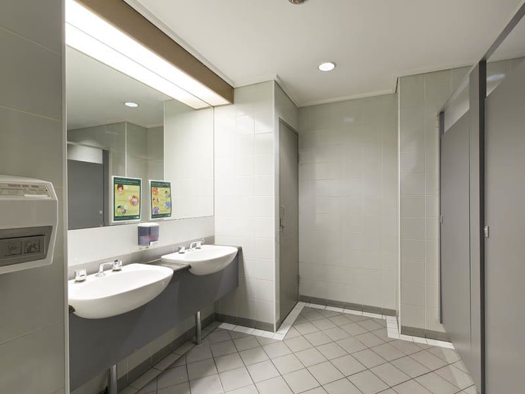 Click to view all images Ground Flo/128 Jolimont Road East Melbourne VIC 3002 - Image 2