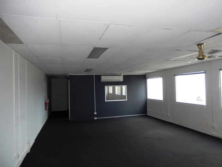 Click to view all images 8 Savill Place Carlisle WA 6101 - Image 2
