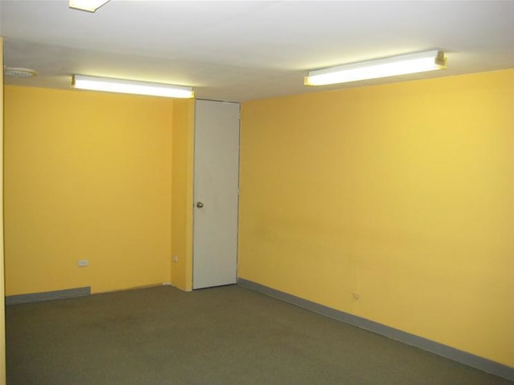 Click to view all images Unit 6, 72-74 Bacon Street Hindmarsh SA 5007 - Image 2