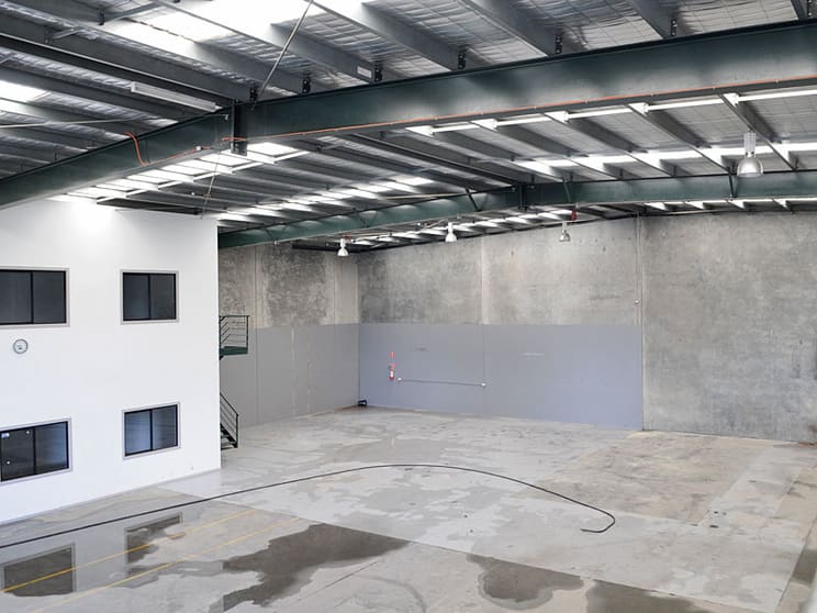Click to view all images 7 Fellowes Court Tullamarine VIC 3043 - Image 3