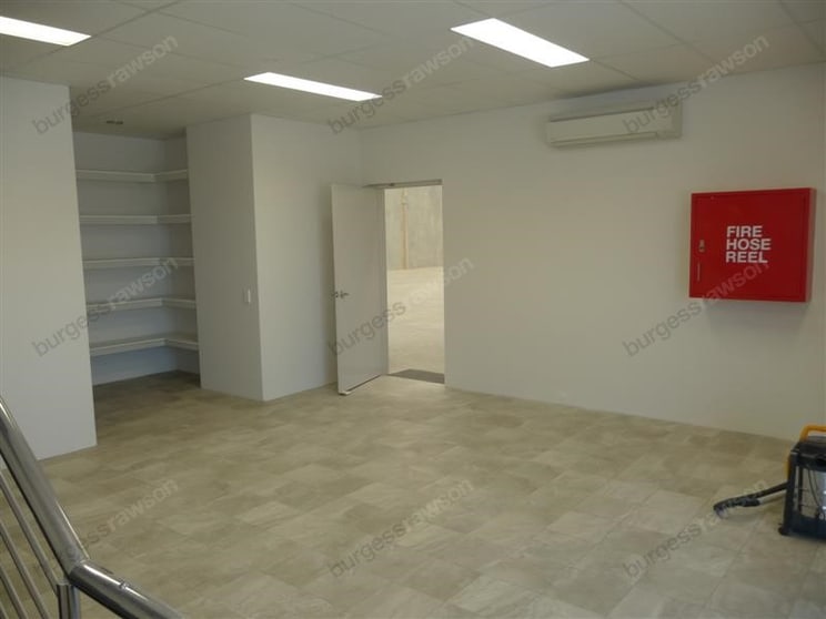 17B Sphinx Way Bibra Lake WA 6163 - Image 3