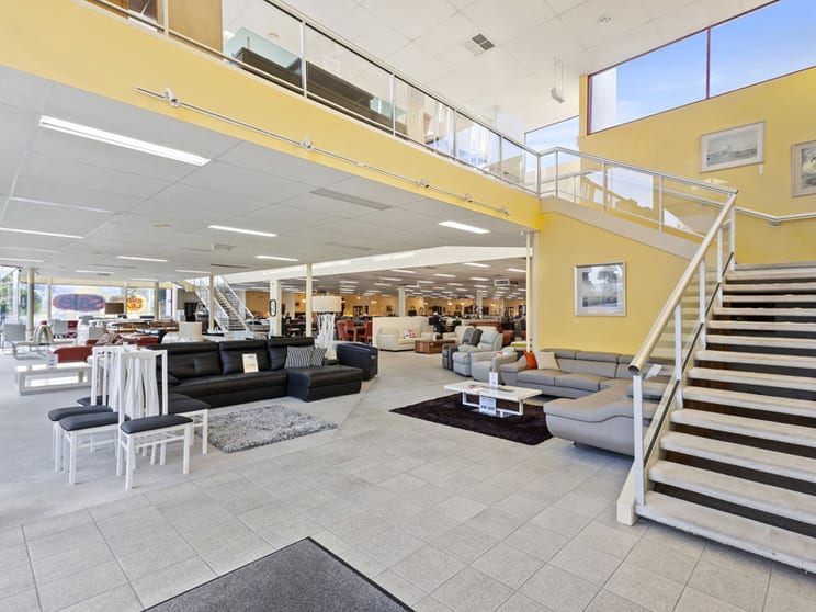 Click to view all images 615-619 Whitehorse Road Mitcham VIC 3132 - Image 3