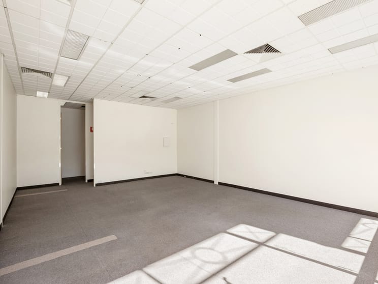 7/28-30 Blackburn Road Blackburn VIC 3130 - Image 2