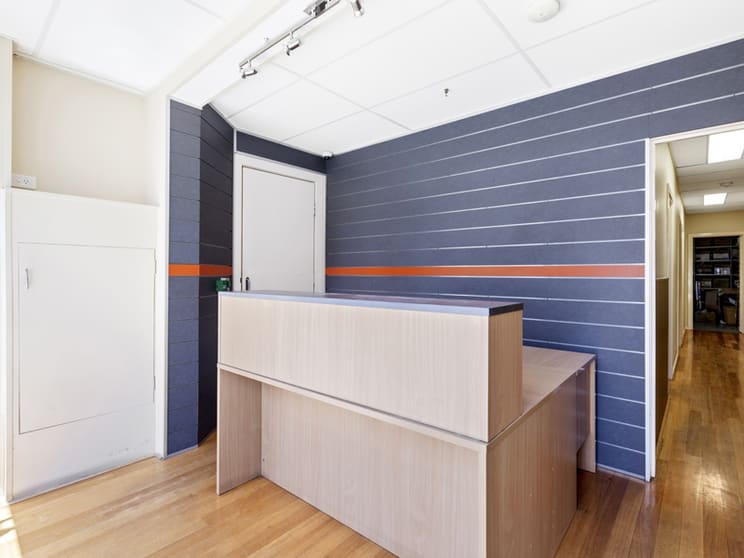 Click to view all images 25 Studley Street Abbotsford VIC 3067 - Image 2