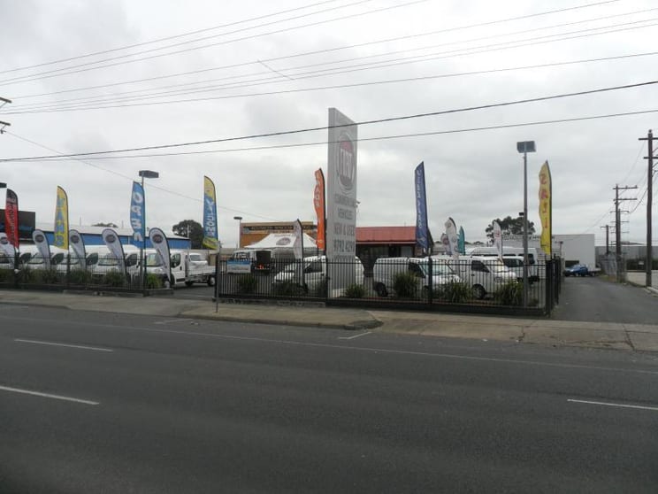 Click to view all images 99 Lonsdale Street Dandenong VIC 3175 - Image 1