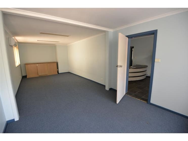 Click to view all images 40 Maple Avenue Forestville SA 5035 - Image 3