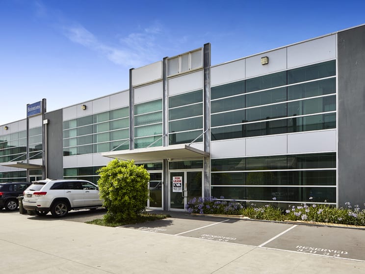 33/3 Westside Avenue Port Melbourne VIC 3207 - Image 1