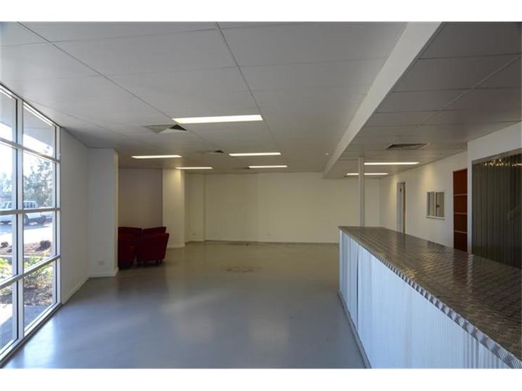 Click to view all images Unit 1/38 Shipley Drive Rutherford NSW 2320 - Image 2